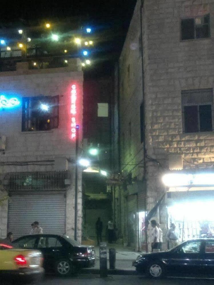 Bed & Breakfast Mansour 2*
